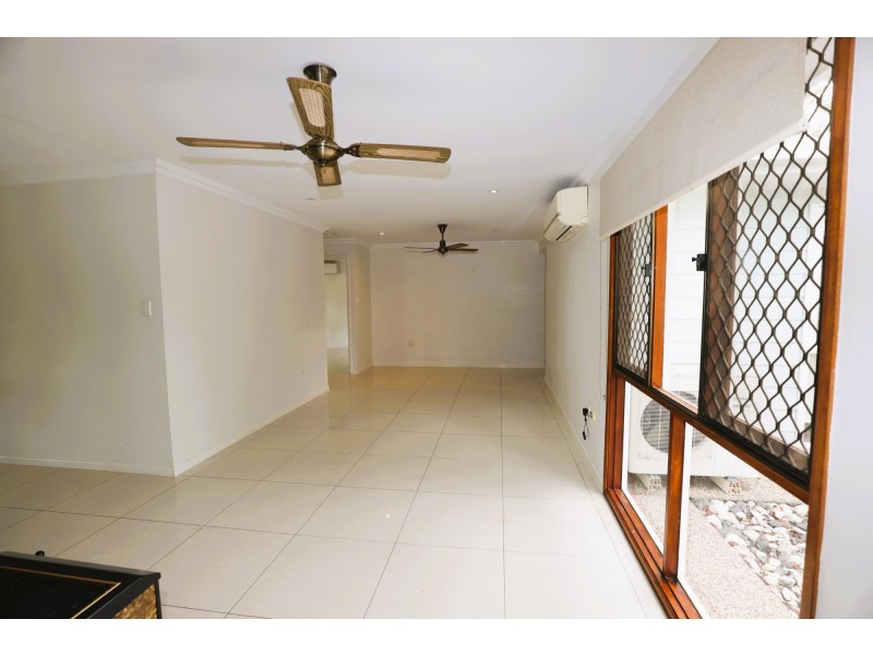 19 Crendon Street, Emerald QLD 4720
