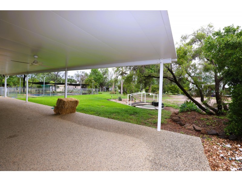 19 Crendon Street, Emerald QLD 4720