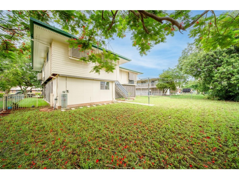 6 Gladstone Street, Emerald QLD 4720