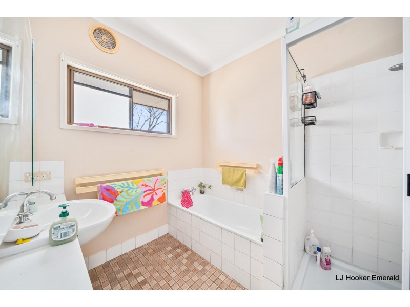 50 Loch Street, Emerald QLD 4720