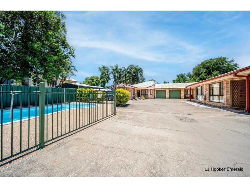 3/126 Opal Street, Emerald QLD 4720