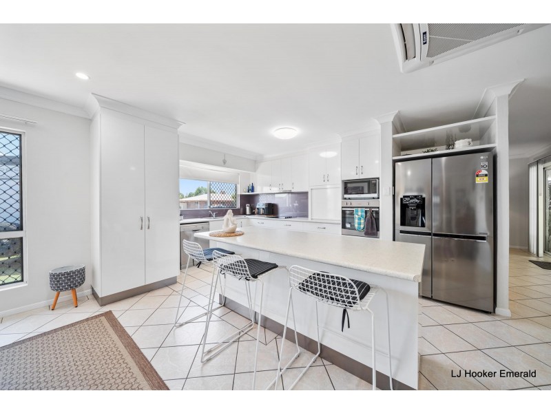 3 Kurrajong Close, Emerald QLD 4720