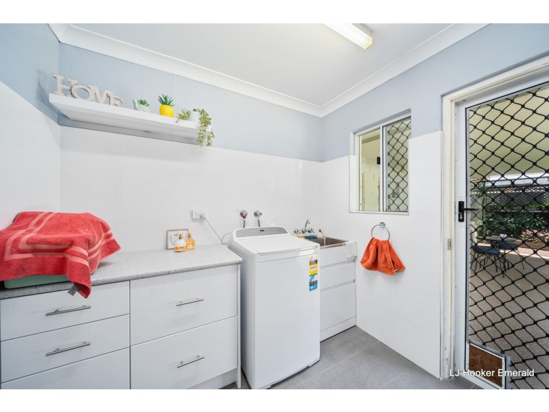 3 Kurrajong Close, Emerald QLD 4720