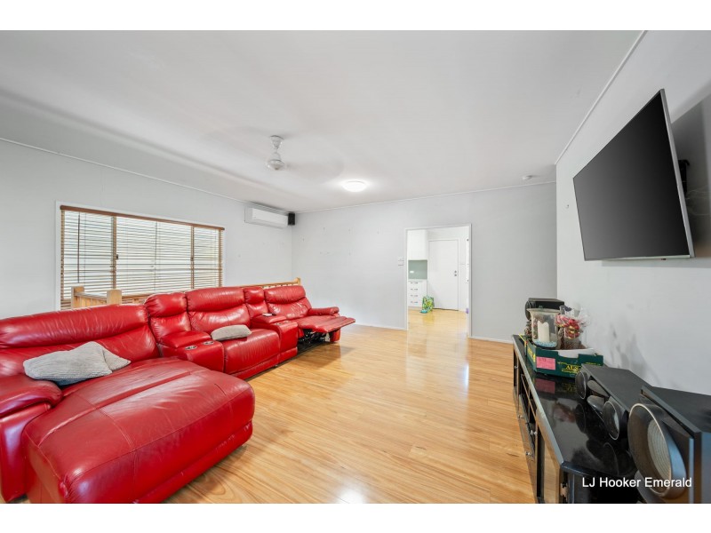 18 Centenary Drive, Emerald QLD 4720