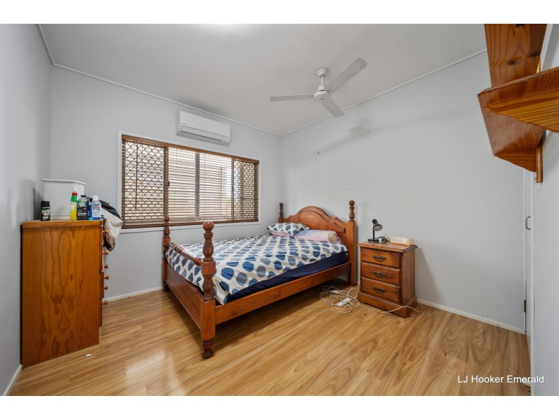 18 Centenary Drive, Emerald QLD 4720