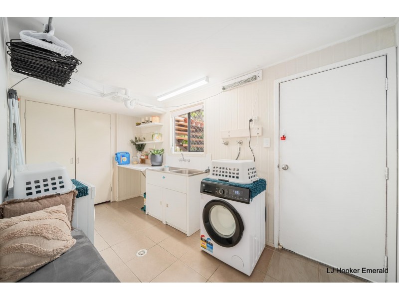 22 Roseanne Road, Emerald QLD 4720