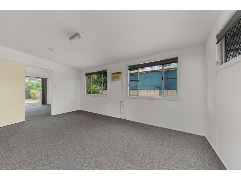 4 Zircon Avenue, Emerald QLD 4720