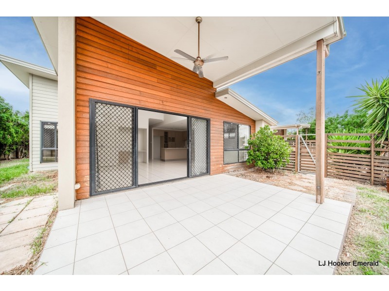 2/20 Riverview Street, Emerald QLD 4720