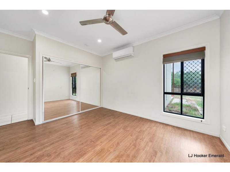 2/20 Riverview Street, Emerald QLD 4720