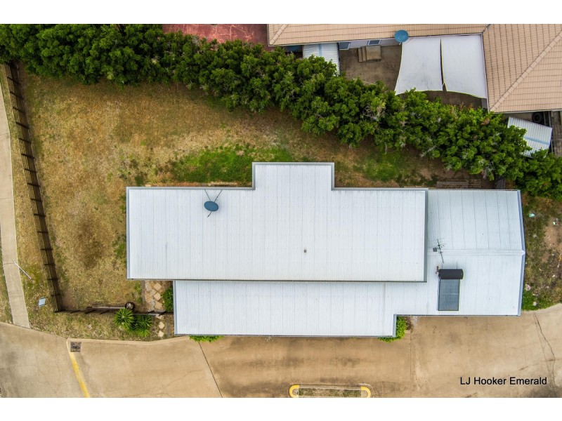2/20 Riverview Street, Emerald QLD 4720