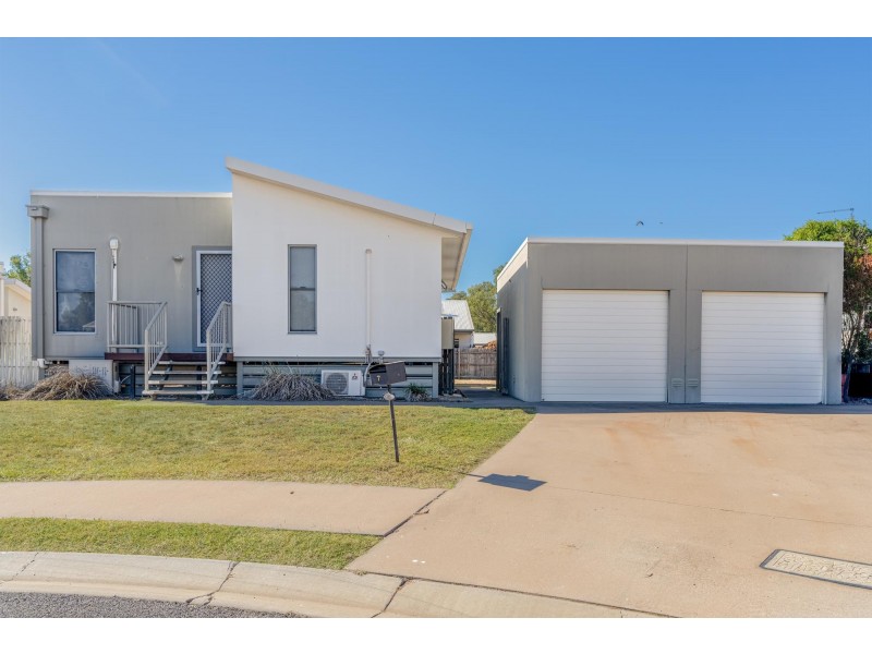 7 Lilly Close, Emerald QLD 4720