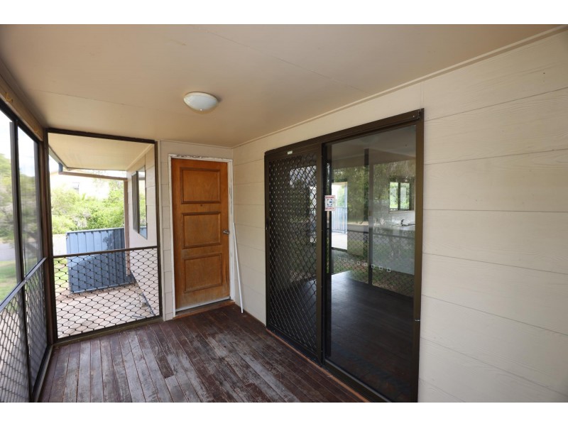 25 Bonython Drive, Emerald QLD 4720