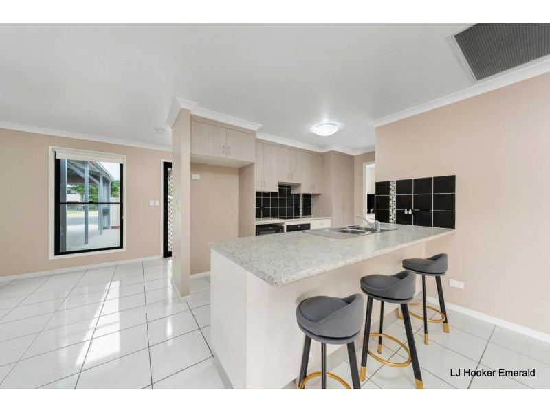 144 Opal Street, Emerald QLD 4720