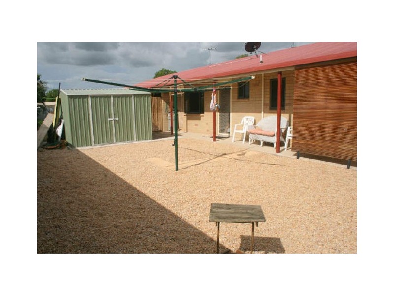 8/6 Clark Drive, Emerald QLD 4720