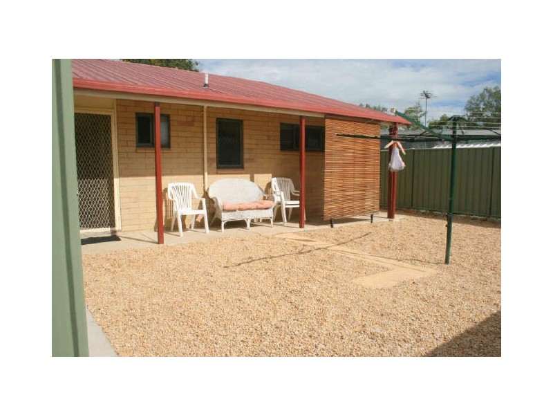 8/6 Clark Drive, Emerald QLD 4720