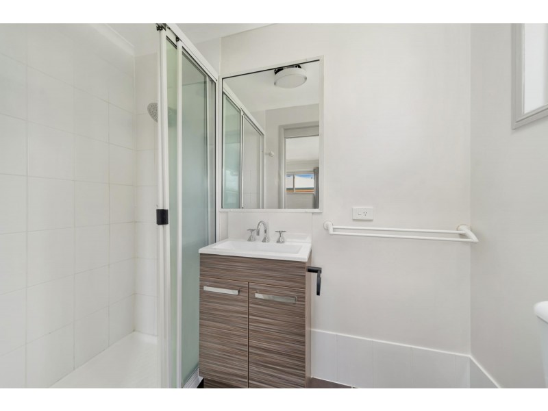 35 Barry Street, Emerald QLD 4720