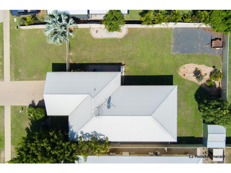 7 Hillcrest Street, Emerald QLD 4720