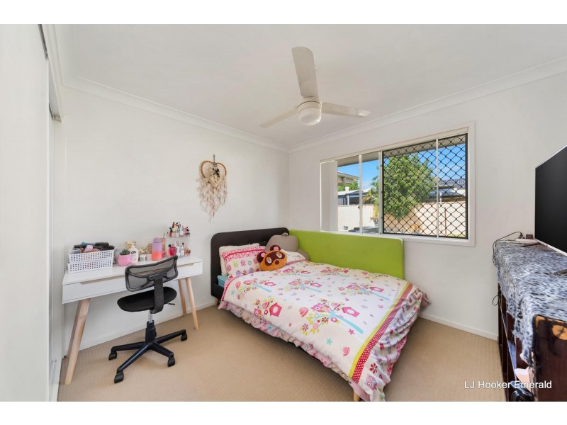 7 Hillcrest Street, Emerald QLD 4720