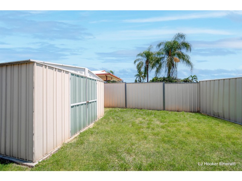 15 Jeppesen Drive, Emerald QLD 4720