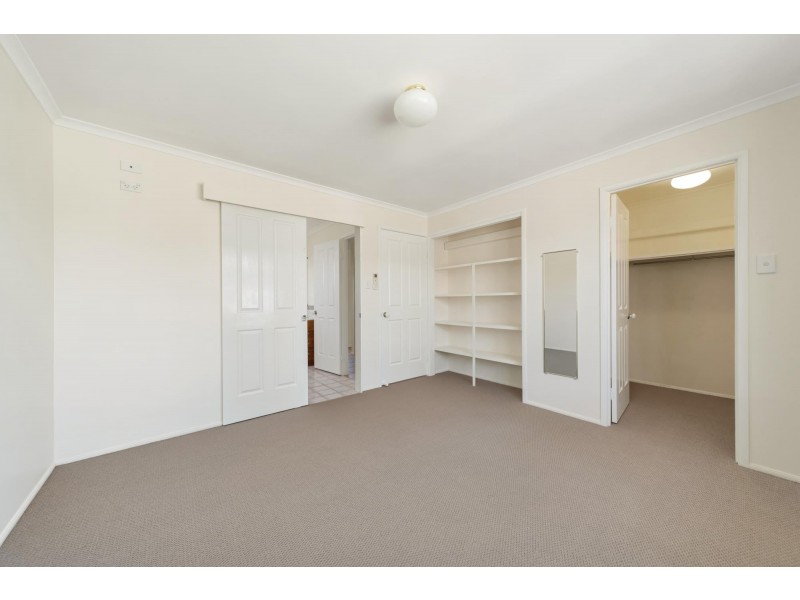 15 Jeppesen Drive, Emerald QLD 4720