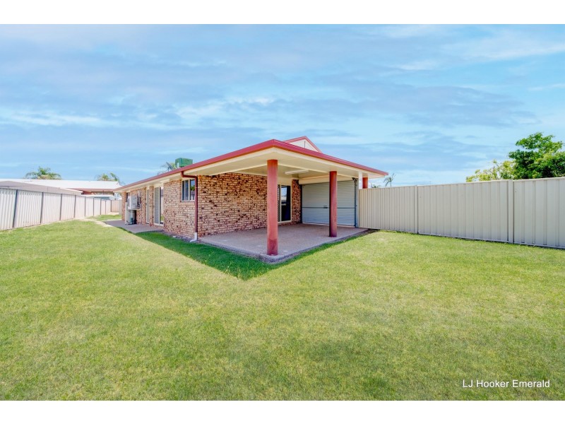 15 Jeppesen Drive, Emerald QLD 4720