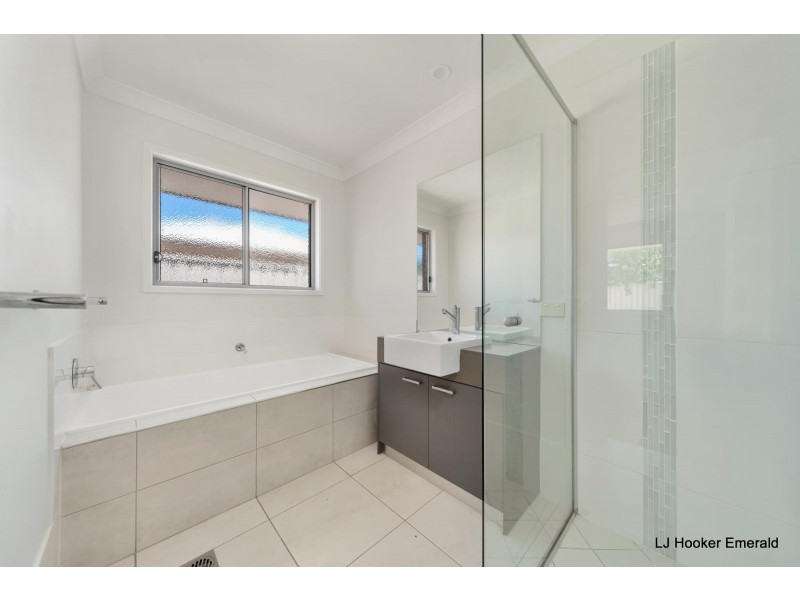 11 Maranda Street, Emerald QLD 4720