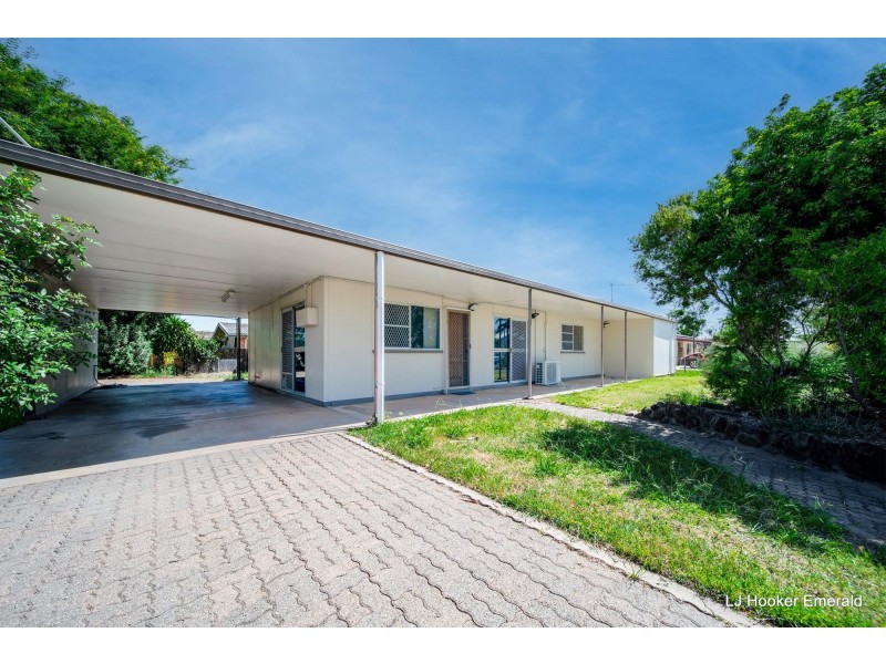 19 Sapphire Avenue, Emerald QLD 4720