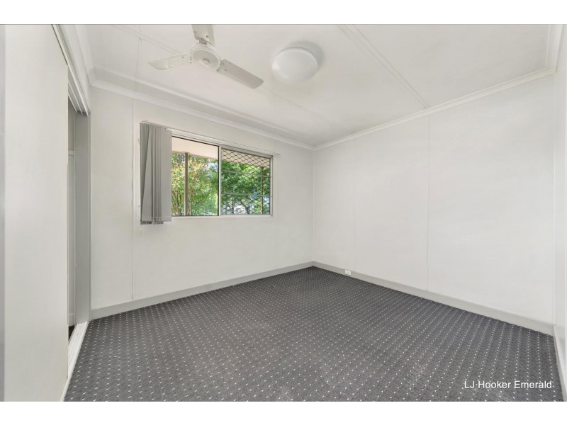 19 Sapphire Avenue, Emerald QLD 4720