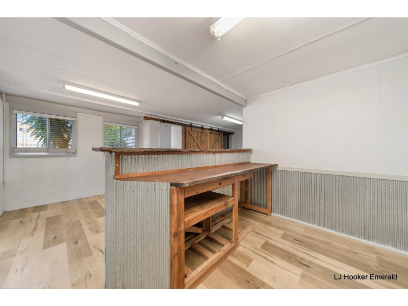 4 Roseanne Road, Emerald QLD 4720