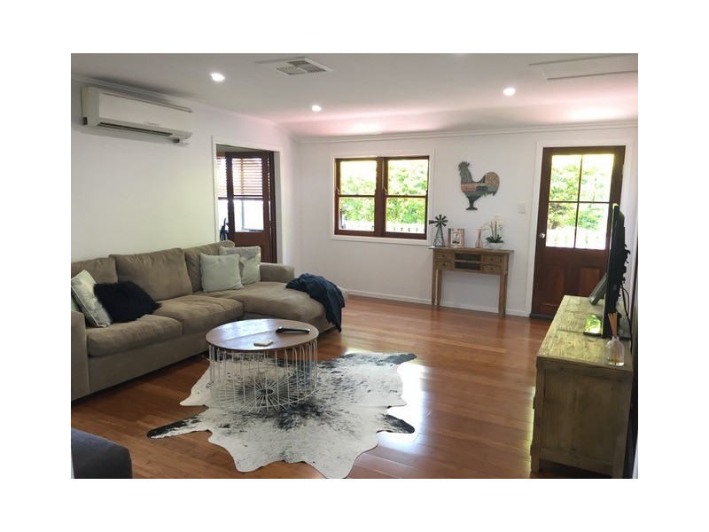 11 Caprice Court, Emerald QLD 4720