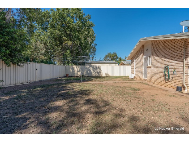 75 Staal Crescent, Emerald QLD 4720