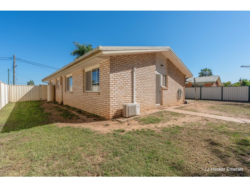 75 Staal Crescent, Emerald QLD 4720