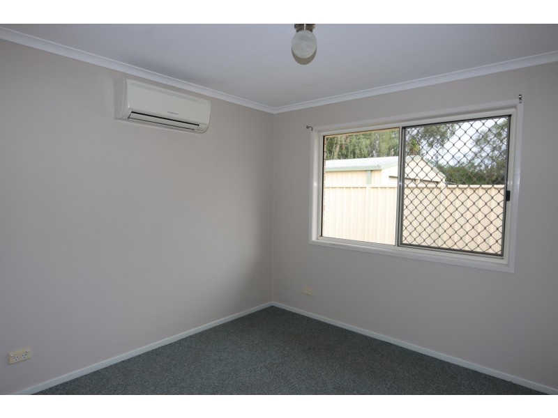 75 Staal Crescent, Emerald QLD 4720