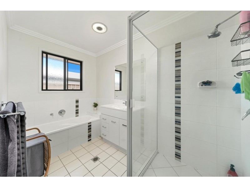 7 Newman Drive, Emerald QLD 4720