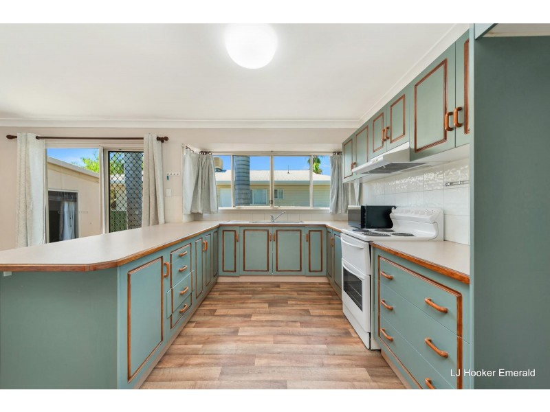 5/87 Roberts Street, Emerald QLD 4720