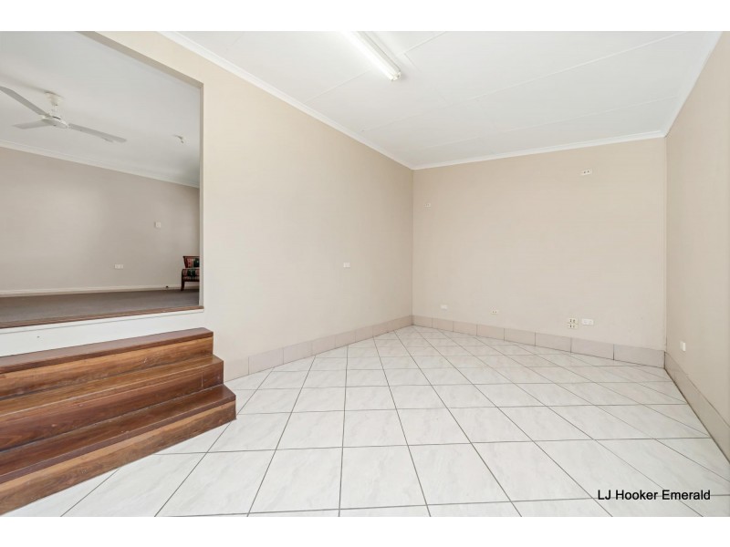 5/87 Roberts Street, Emerald QLD 4720