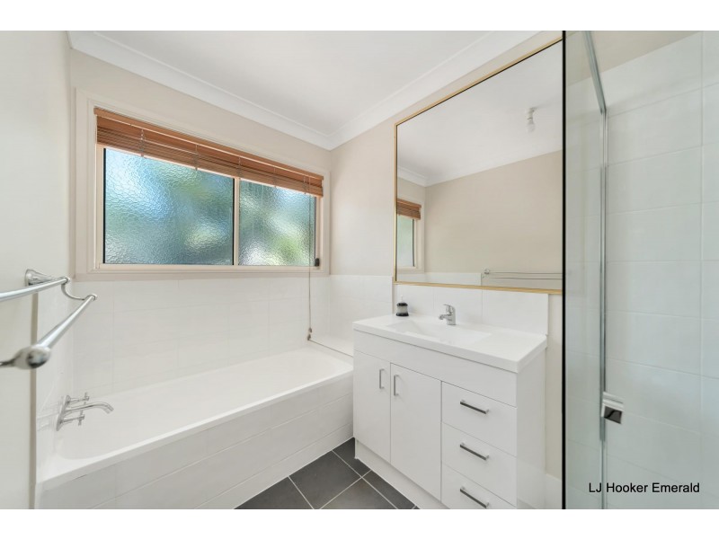 5/87 Roberts Street, Emerald QLD 4720