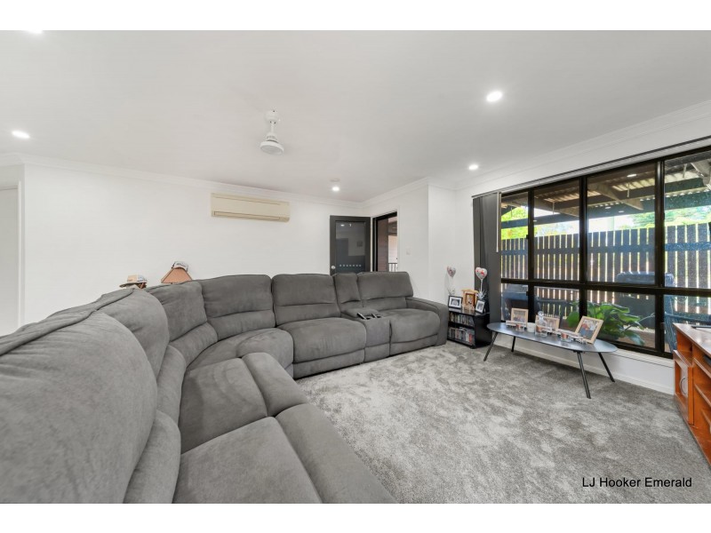 1/70 Long Street, Emerald QLD 4720