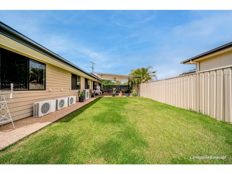 1/70 Long Street, Emerald QLD 4720