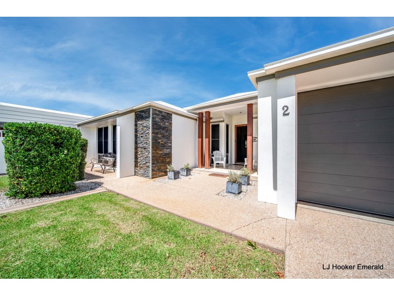 2 Downs Court, Emerald QLD 4720
