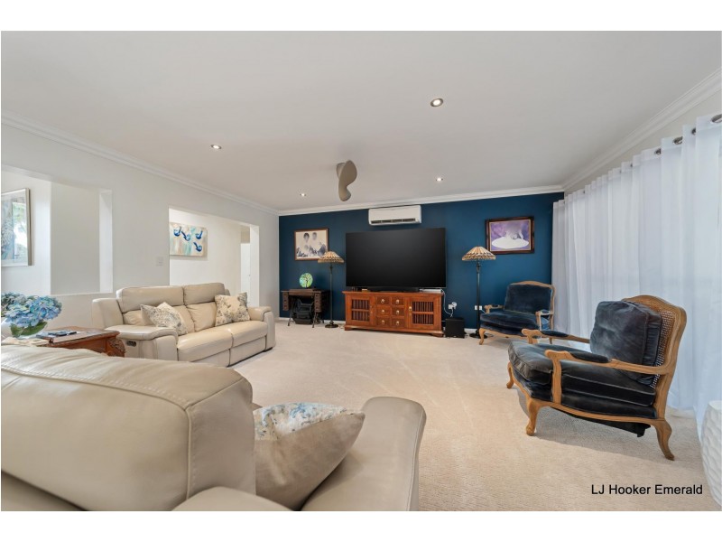 2 Downs Court, Emerald QLD 4720