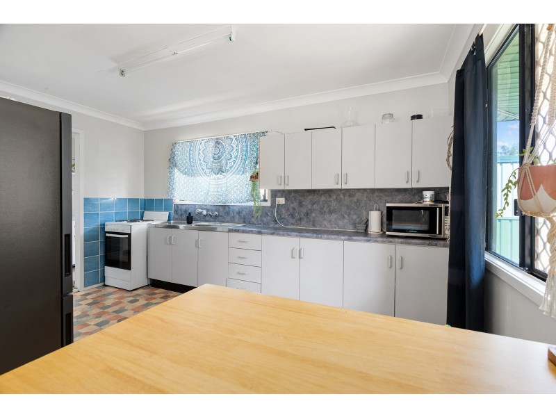 14 Sapphire Avenue, Emerald QLD 4720