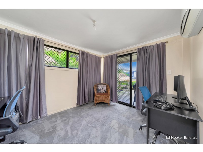19 Pryor Place, Emerald QLD 4720