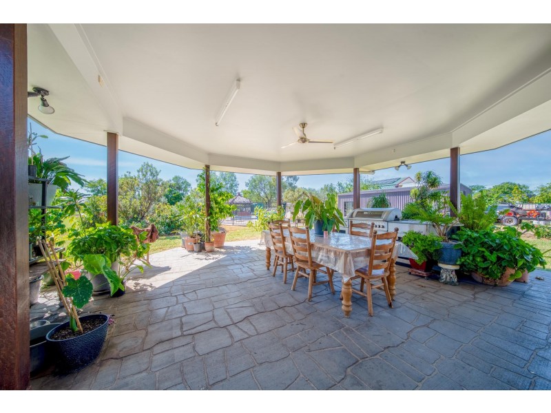 1 Fig Tree Court, Emerald QLD 4720