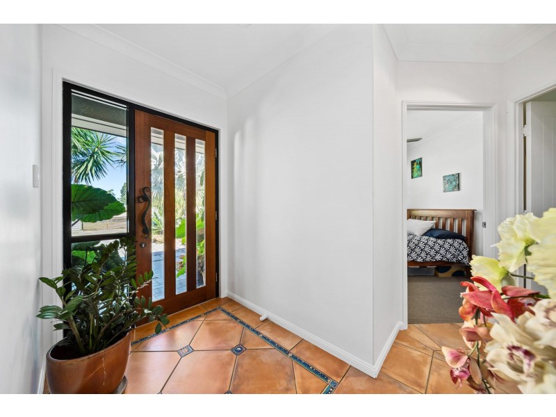 1 Fig Tree Court, Emerald QLD 4720
