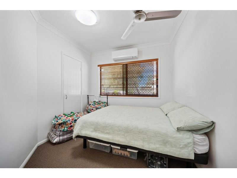 1 Fig Tree Court, Emerald QLD 4720