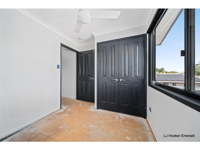 3/70 Long Street, Emerald QLD 4720