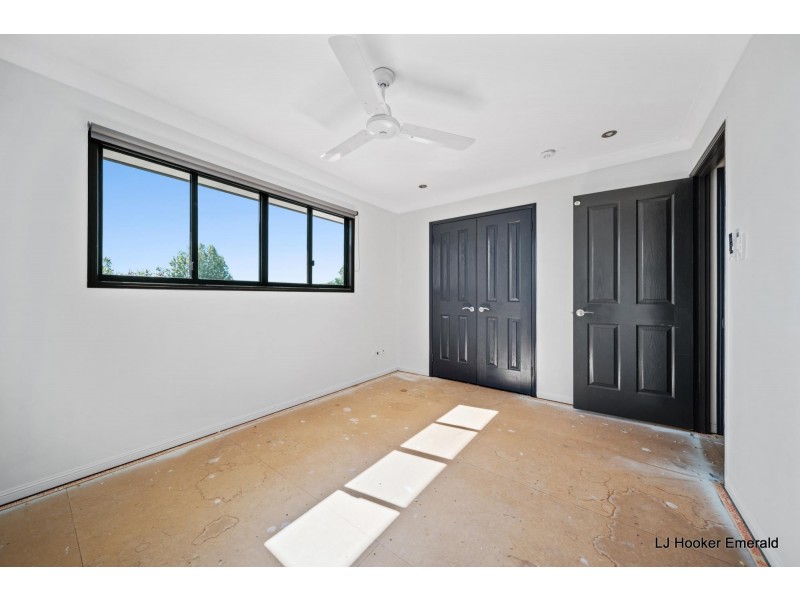 3/70 Long Street, Emerald QLD 4720
