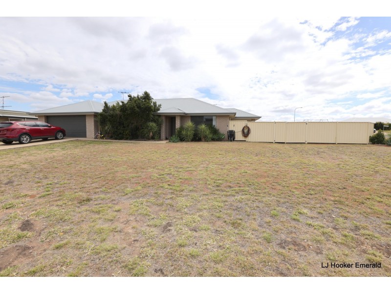 9 Calderwood Street, Emerald QLD 4720