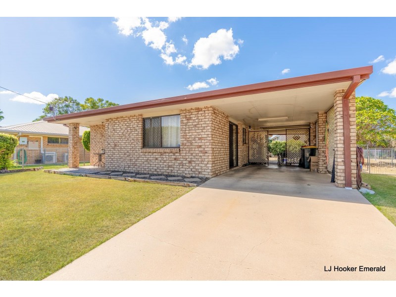 28 Barry Street, Emerald QLD 4720